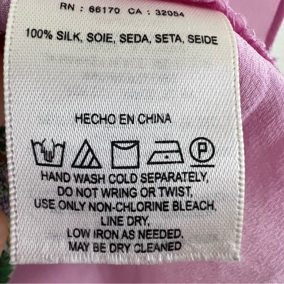 Anthropologie 100% Silk Moulinette Soeurs Paisley Printed Flowy Lightweight Top - Picture 6 of 12